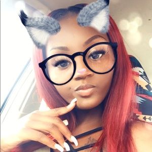 Meet your Posher, Shacoya